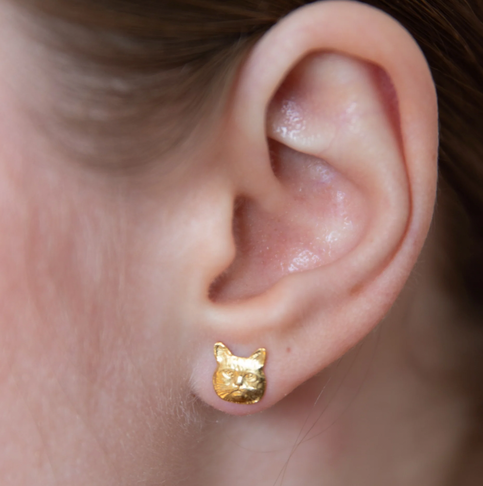 Cat Studs