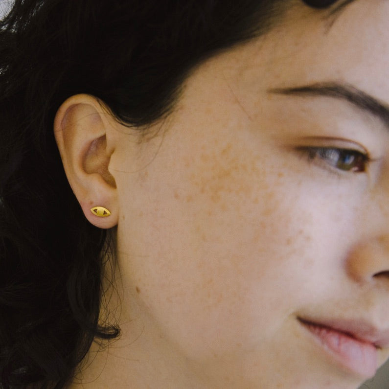 eye studs