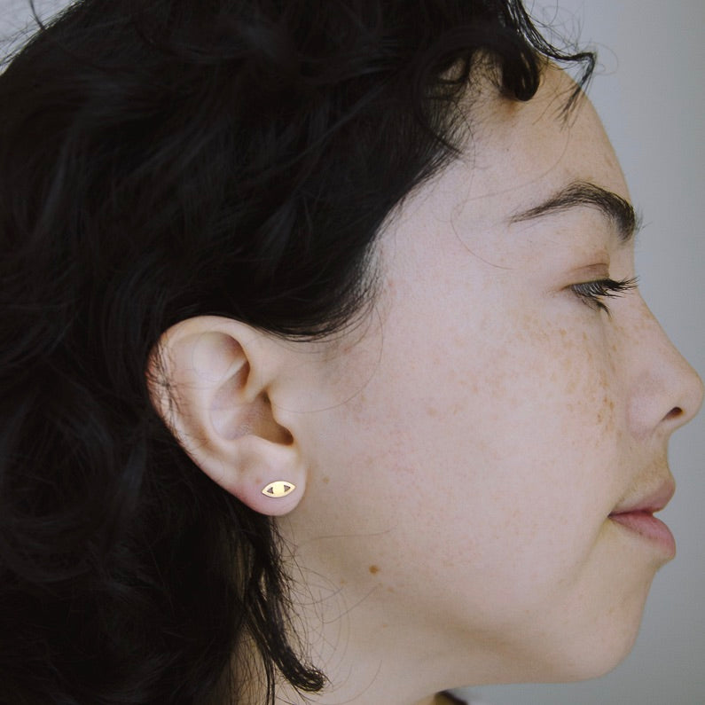 eye studs