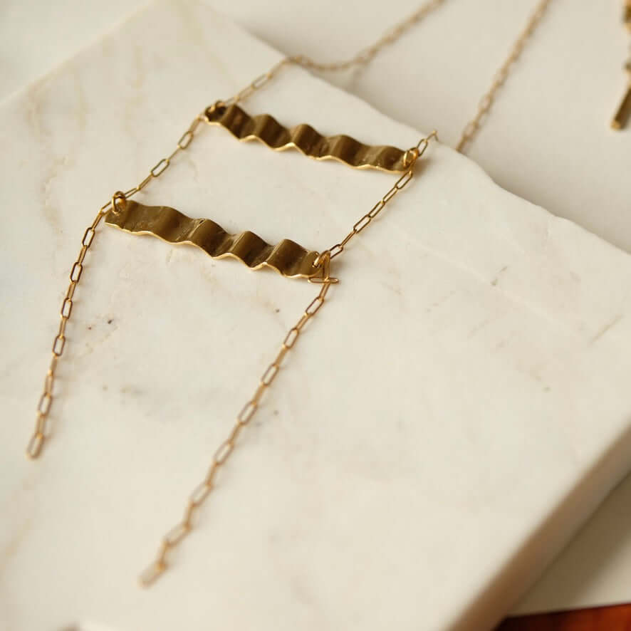 Wave ladder Necklace